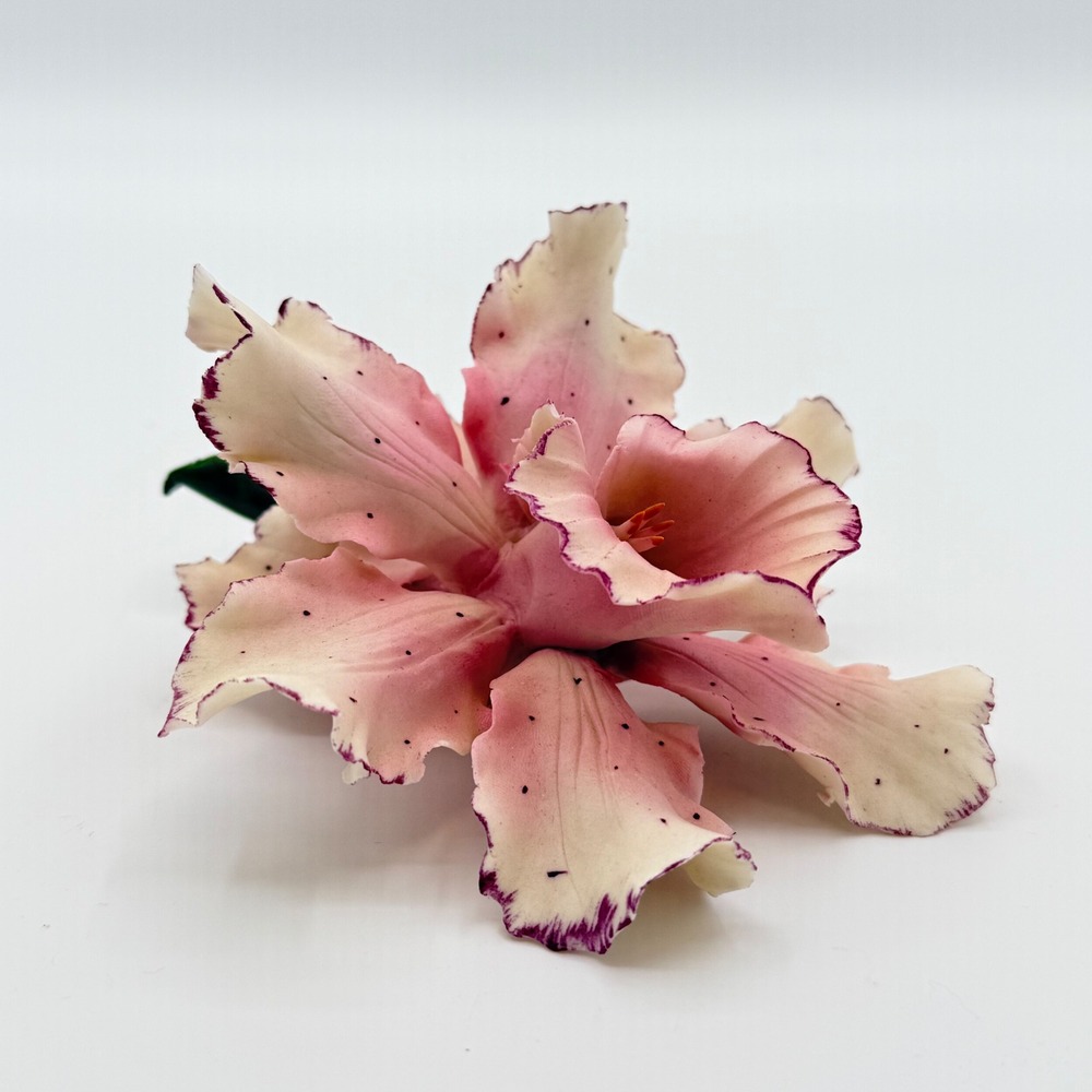 Italian Capodimonte-Style Porcelain Pink Lily Sculpture Hand-Formed Floral